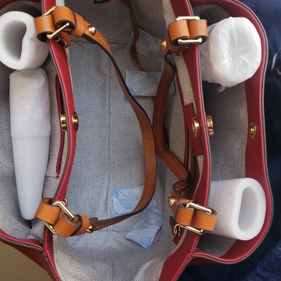 Dooney and Bourke Flynn - Picture 9 of 11